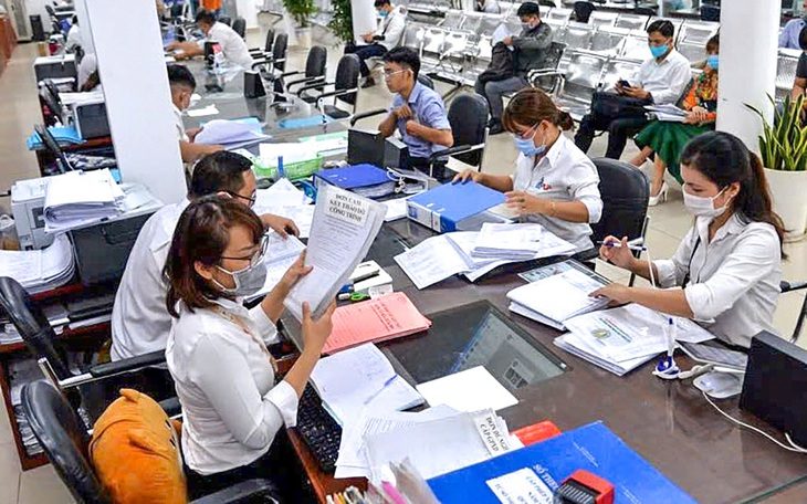 Chính phủ: Tiếp tục triển khai sắp xếp đơn vị hành chính cấp huyện, cấp xã - Ảnh 1.