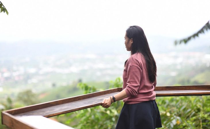 Đôi khi cần phải buông bỏ để có được hạnh phúc - Ảnh: QUANG ĐỊNH