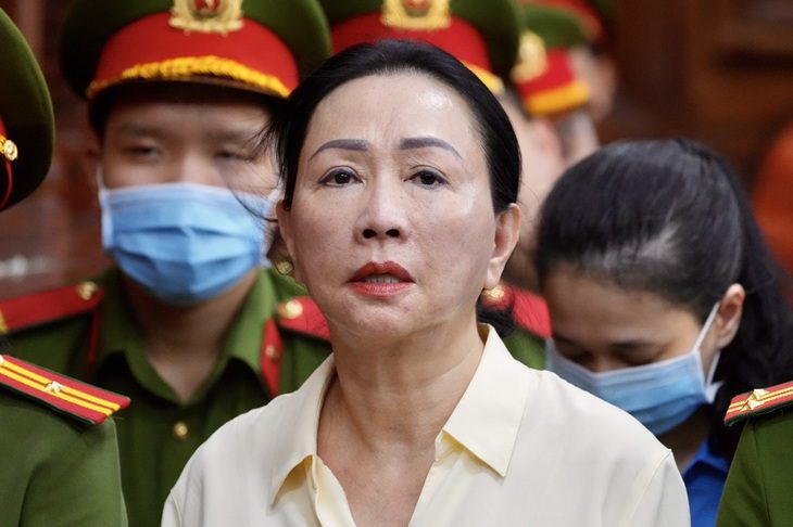 Bà Trương Mỹ Lan tại tòa - Ảnh: HỮU HẠNH